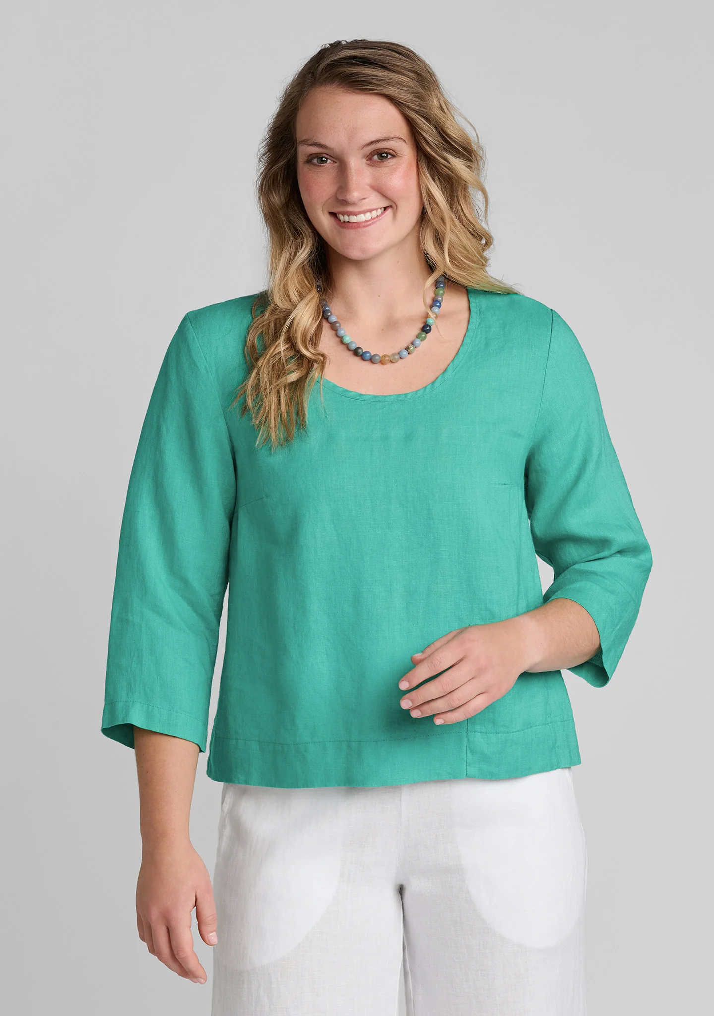 Pocketed Linear - Linen Pullover - Image 3